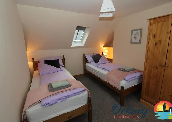 89 Victoria Street, Kirkwall, Orkney - Or00066F