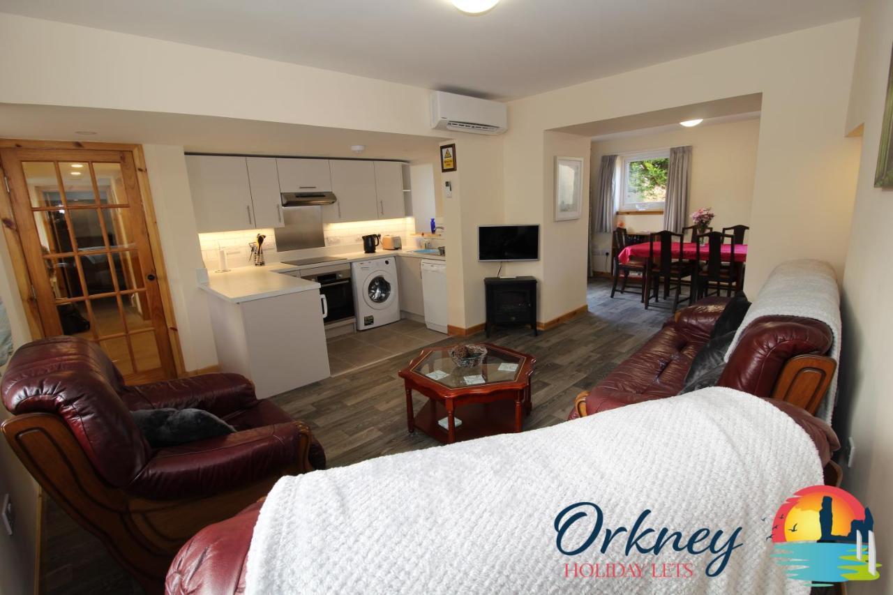 89 Victoria Street, Kirkwall, - Or00066f Holiday home *