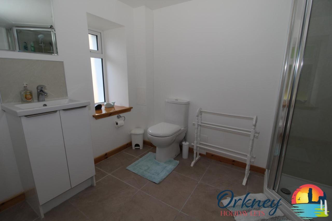 Holiday home 89 Victoria Street, Kirkwall, - Or00066f *