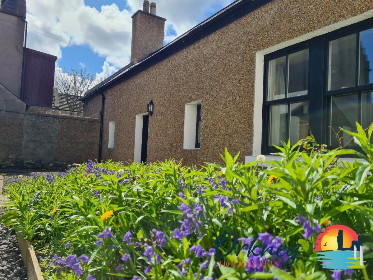 89 Victoria Street, Kirkwall, - Or00066f Holiday home Orkney