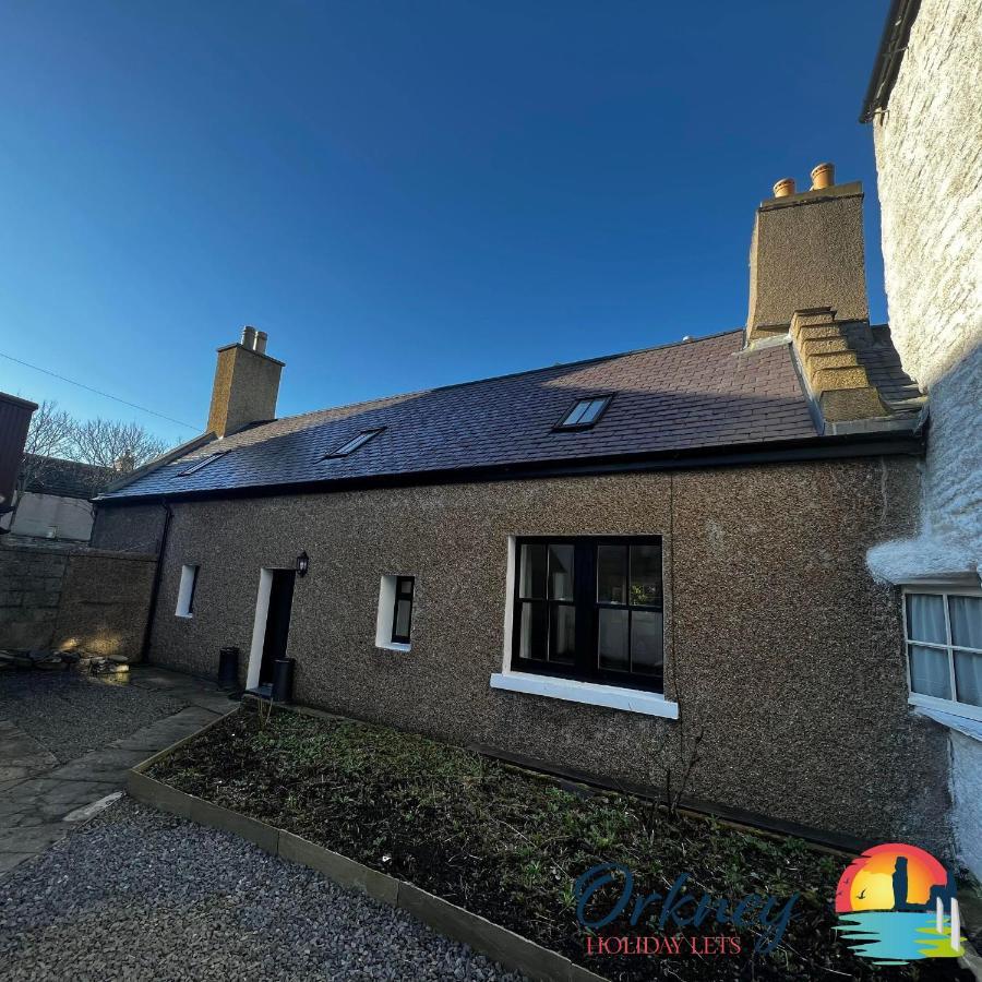 89 Victoria Street, Kirkwall, - Or00066f *